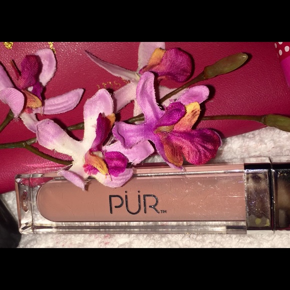 peace, ❤️ & 👄. 8 high end lipsticks & Gloss & bag - Picture 5 of 8